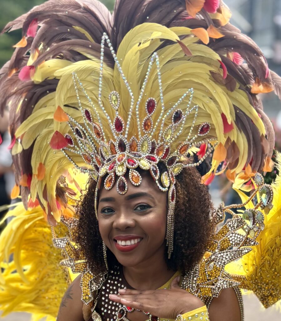 Samba-show / Brassband / Steelband T. +31 6 24211921 E. imrosteelband@gmail.com.